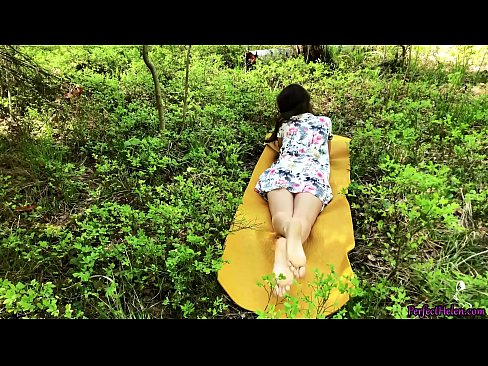 ❤️ Stranger on Tinder Masturbates My Pussy and Fucks Passionately in the woods (En främling på Tinder onanerar min fitta och knullar passionerat i skogen) ❤️ Högkvalitativ porr at us ❌