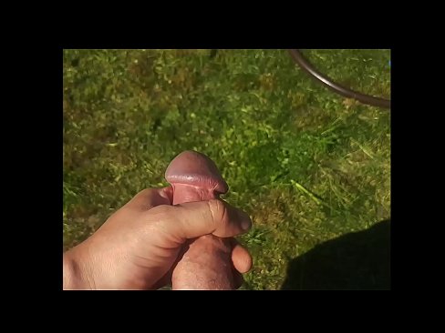 ❤️ Heta heta tjejen får sin rosa fitta knullad och kommer med en spruta i en sommarträdgård ❤️ Högkvalitativ porr at us ❌