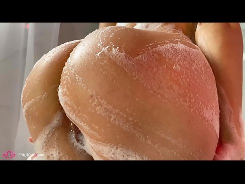 ❤️ Brunette onanerar fittan med vibrator till intensiv orgasm i duschen ❤️ Högkvalitativ porr at us ❌